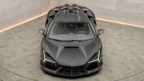 Плюс 55 сил и много карбона. В Mansory доработали Lamborghini Revuelto Плюс 55 сил и много карбона. В Mansory доработали Lamborghini Revuelto