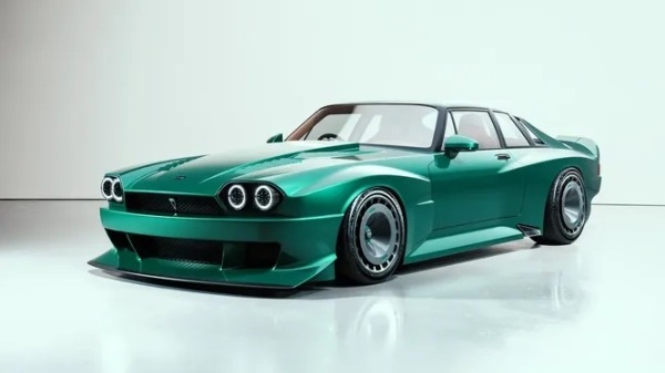 Розовый ягуар, бэтмобиль и еще 8 самых красивых машин 2024 года: настроение точно поднимется