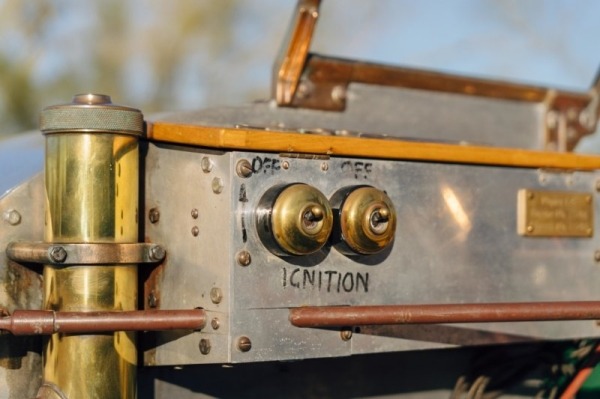 120-летний автомобиль Napier L48 Samson за миллион долларов