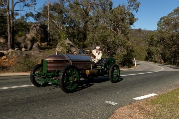 120-летний автомобиль Napier L48 Samson за миллион долларов