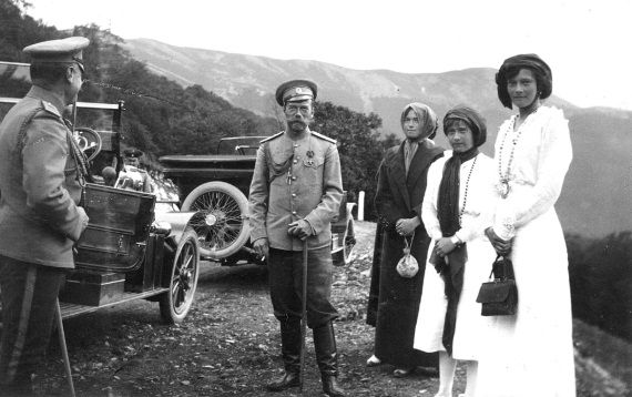 Величайшая автогонка в истории: 20 тысяч километров на телегах с мотором Величайшая автогонка в истории: 20 тысяч километров на телегах с мотором