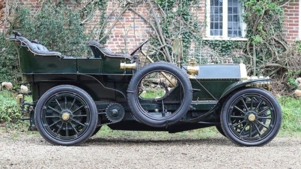 Раритетный Mercedes 1903 года за рекордную сумму Раритетный Mercedes 1903 года за рекордную сумму