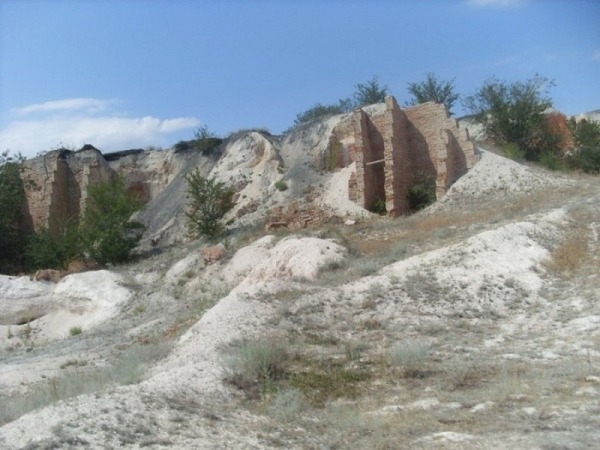 9  аномальных зон в России, которые привлекают любителей острых ощущений