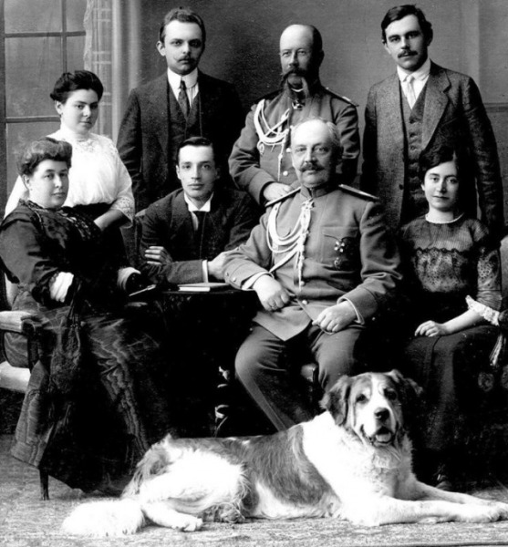 Меделян - вымершая древнерусская порода собак. Меделян - вымершая древнерусская порода собак.