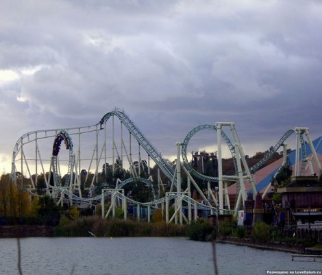 Самые интересные аттракционы в мире (42 фото + видео)