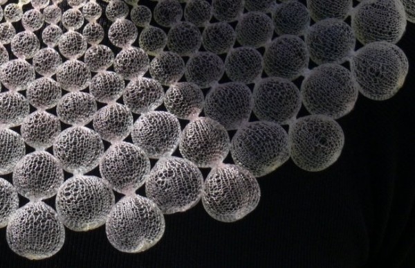 Необычные украшения Норы Фок (10 фото) Необычные украшения Норы Фок (10 фото)