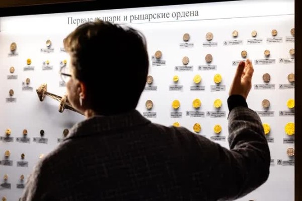 Сколько весили доспехи рыцаря: интересные факты об атрибутах рыцарства в Средние века Сколько весили доспехи рыцаря: интересные факты об атрибутах рыцарства в Средние века