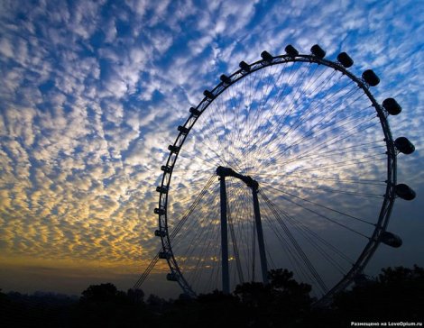 Самые интересные аттракционы в мире (42 фото + видео)