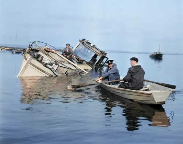 20 редких раскрашенных ретро-фото Европы XX века 20 редких раскрашенных ретро-фото Европы XX века