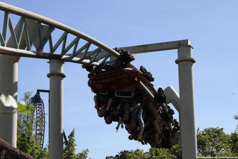 Самые интересные аттракционы в мире (42 фото + видео)