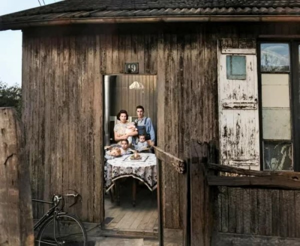 20 редких раскрашенных ретро-фото Европы XX века 20 редких раскрашенных ретро-фото Европы XX века