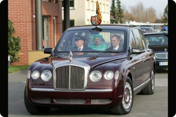 На чем ездят короли и принцы?