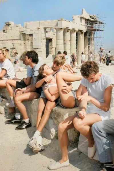 20 редких раскрашенных ретро-фото Европы XX века 20 редких раскрашенных ретро-фото Европы XX века