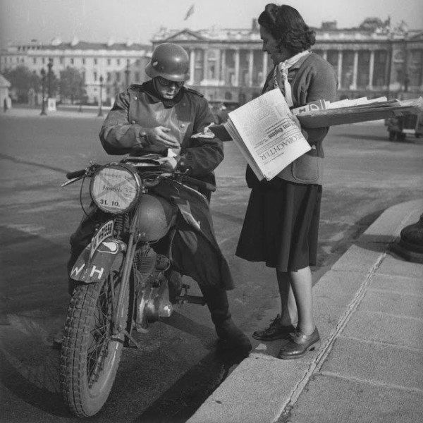 serdce-francii-30-potrjasajushhih-fotografij-parizha-1930-1940-h-godov-aa95a5f
