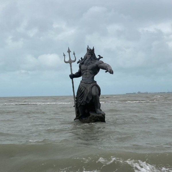 15 жутковатых фото подводных и наводных объектов, которые показывают, как может пугать большая вода 15 жутковатых фото подводных и наводных объектов, которые показывают, как может пугать большая вода