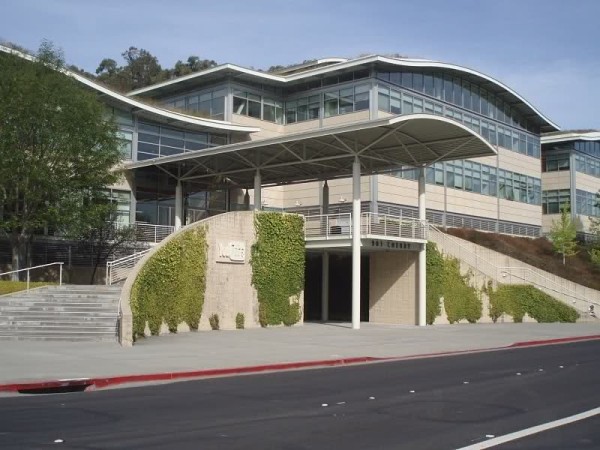 Как выглядели здания известных компаний в год основания и сейчас Как выглядели здания известных компаний в год основания и сейчас