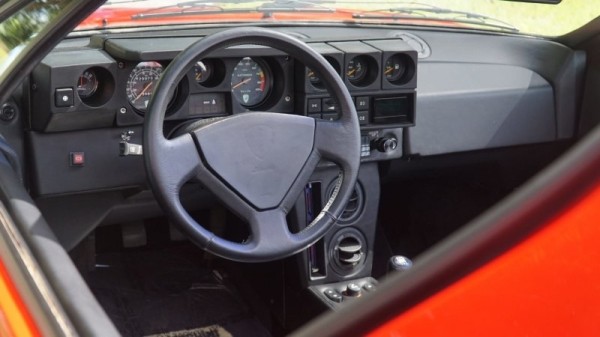 ото > Редкий двухдверный Lamborghini Jalpa в кузове тарга ото > Редкий двухдверный Lamborghini Jalpa в кузове тарга