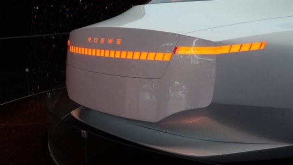 Китайский суперлюкс от бывшего дизайнера Rolls-Royce Китайский суперлюкс от бывшего дизайнера Rolls-Royce