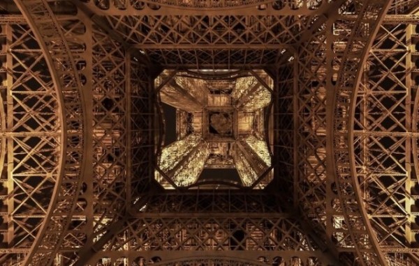 Редкие фотографии, которые позволяют взглянуть на привычные вещи с другой стороны (16 фото)