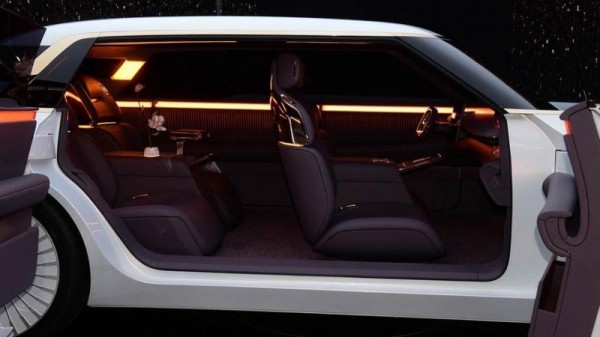 Китайский суперлюкс от бывшего дизайнера Rolls-Royce Китайский суперлюкс от бывшего дизайнера Rolls-Royce