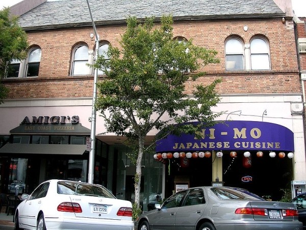 Как выглядели здания известных компаний в год основания и сейчас Как выглядели здания известных компаний в год основания и сейчас