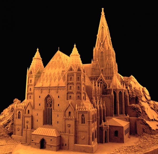 Скульптуры из песка от чемпиона мира по песочному искусству (14 фото) Скульптуры из песка от чемпиона мира по песочному искусству (14 фото)