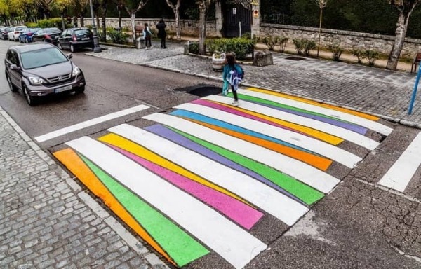 Как появились первые пешеходные переходы