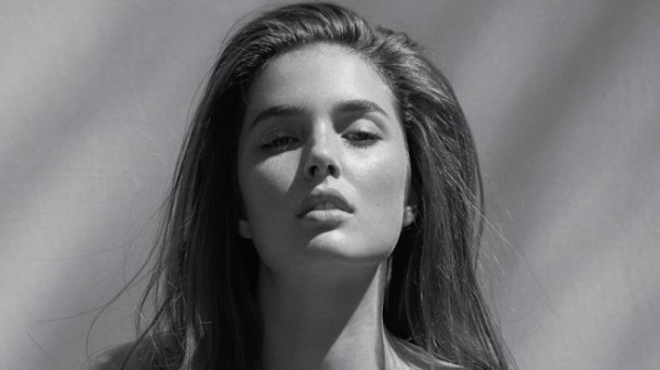 Джессика Уолл, последняя модель Playboy, выбранная Хью Хефнером (11 фото)