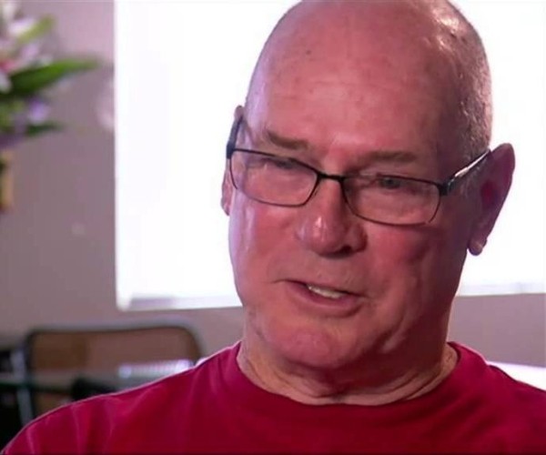 Странная история Реджи Спирса — человека, отправившего себя в посылке на другой континент