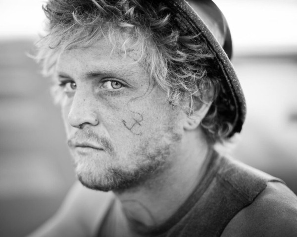 Жизнь без правил: портреты бунтарей в проекте Lost and Found