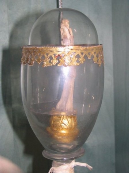 Средний палец Галилео Галилея в музее Флоренции (6 фото) Средний палец Галилео Галилея в музее Флоренции (6 фото)