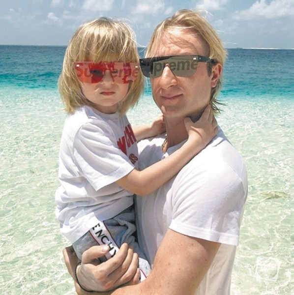 Звездные родители с детьми Звездные родители с детьми