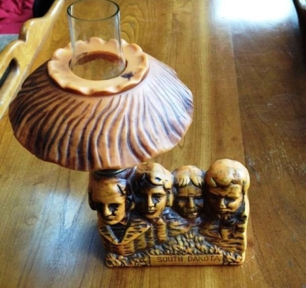 Самые популярные сувениры со всего мира