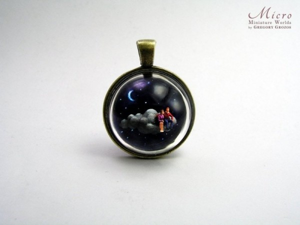 Миниатюры в старинных карманных часах (33 фото) Миниатюры в старинных карманных часах (33 фото)