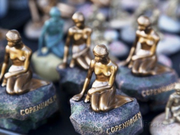 Самые популярные сувениры со всего мира