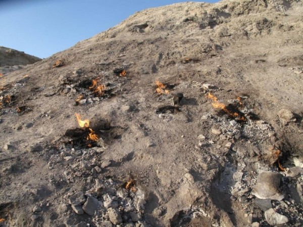 Удивительная вечно горящая "огненная гора" в Иране