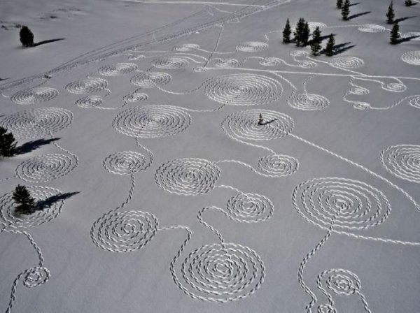 Снежные рисунки от Сони Хинричсен (28 фото) Снежные рисунки от Сони Хинричсен (28 фото)
