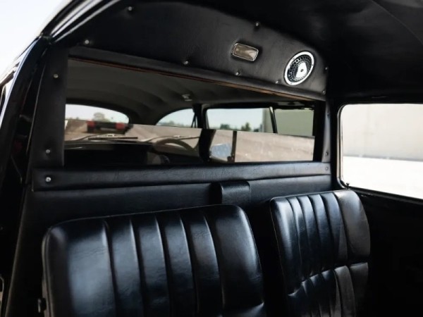 Уникальный лимузин VW Beetle по прозвищу Rollswagen пустят с молотка Уникальный лимузин VW Beetle по прозвищу Rollswagen пустят с молотка