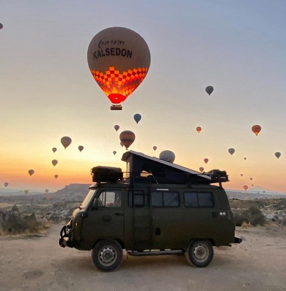 «Буханочные бродяги»: за что энтузиасты из Нидерландов полюбили УАЗы «Буханочные бродяги»: за что энтузиасты из Нидерландов полюбили УАЗы