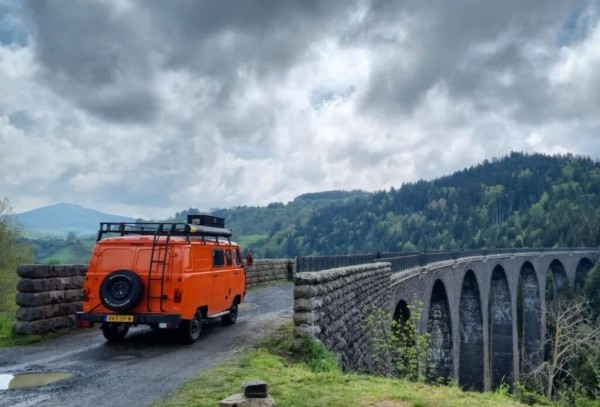 «Буханочные бродяги»: за что энтузиасты из Нидерландов полюбили УАЗы «Буханочные бродяги»: за что энтузиасты из Нидерландов полюбили УАЗы