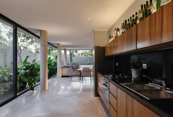 Дом из необычного кирпича в Мексике