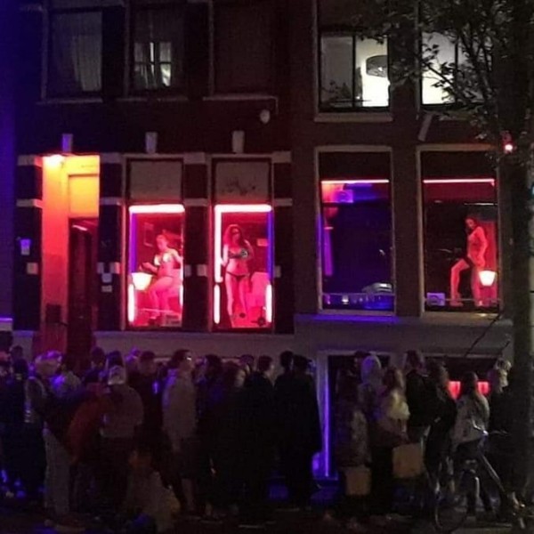 Запретные фото — кадры из знаменитых мест, где нельзя снимать Запретные фото — кадры из знаменитых мест, где нельзя снимать