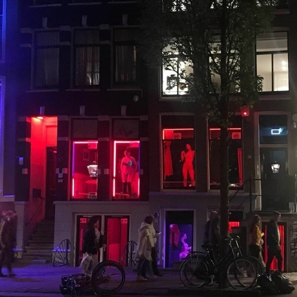 Запретные фото — кадры из знаменитых мест, где нельзя снимать Запретные фото — кадры из знаменитых мест, где нельзя снимать