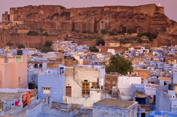 20 мест, в которых миром правит цвет