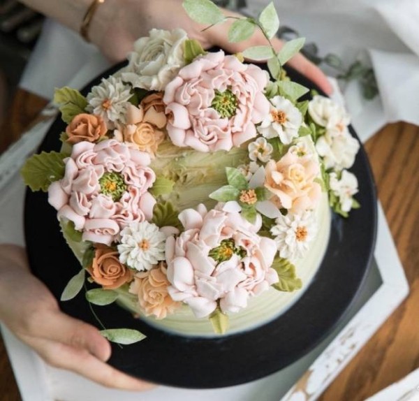 Торты, которые меньше всего похожи на торты (21 фото)