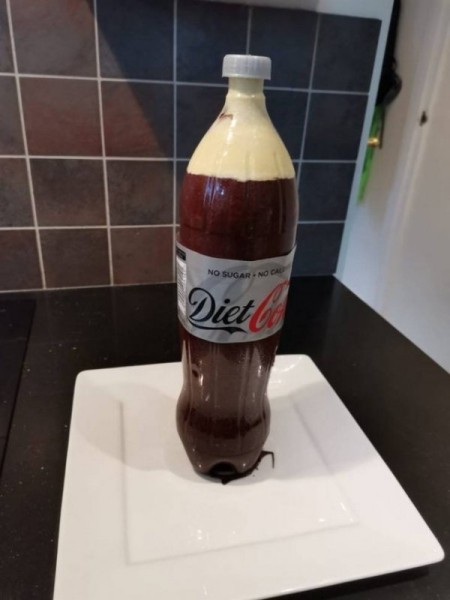 Торты, которые меньше всего похожи на торты (21 фото)