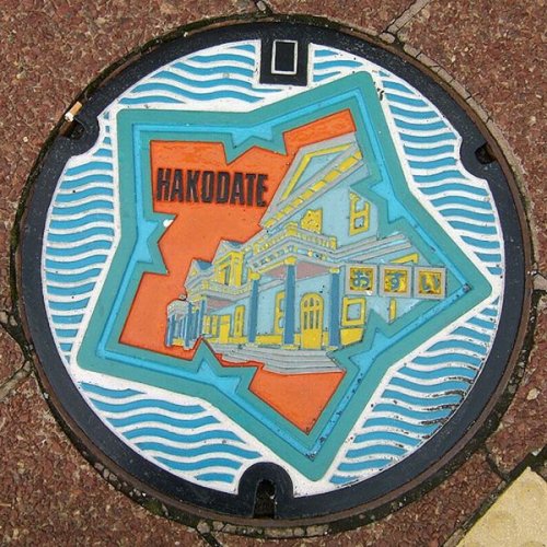 Японские канализационные люки (28 фото)