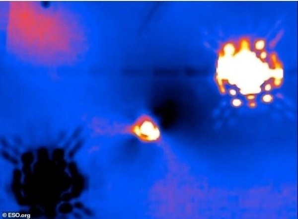 Найдена пригодная для жизни планету в 4,4 световых годах от Земли(6 фото) Найдена пригодная для жизни планету в 4,4 световых годах от Земли(6 фото)