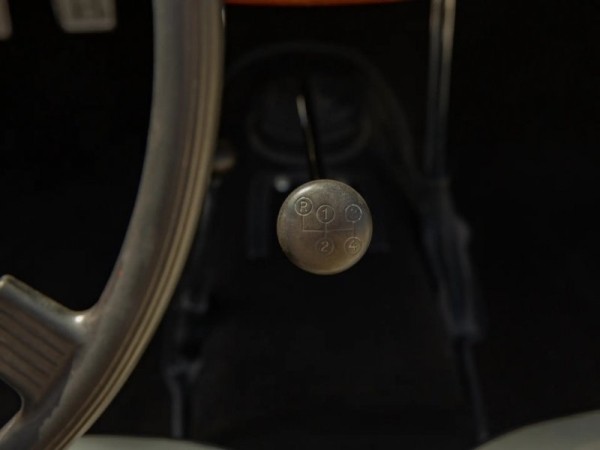 Единственный сохранившийся довоенный родстер Horch 855 1939 года