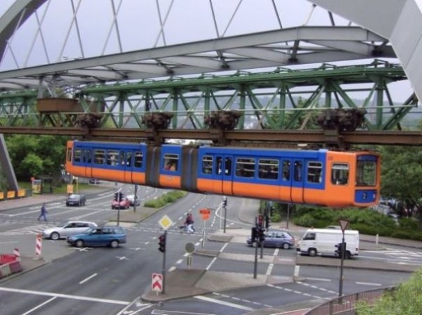 Необычный транспорт мира (10 фото) Необычный транспорт мира (10 фото)